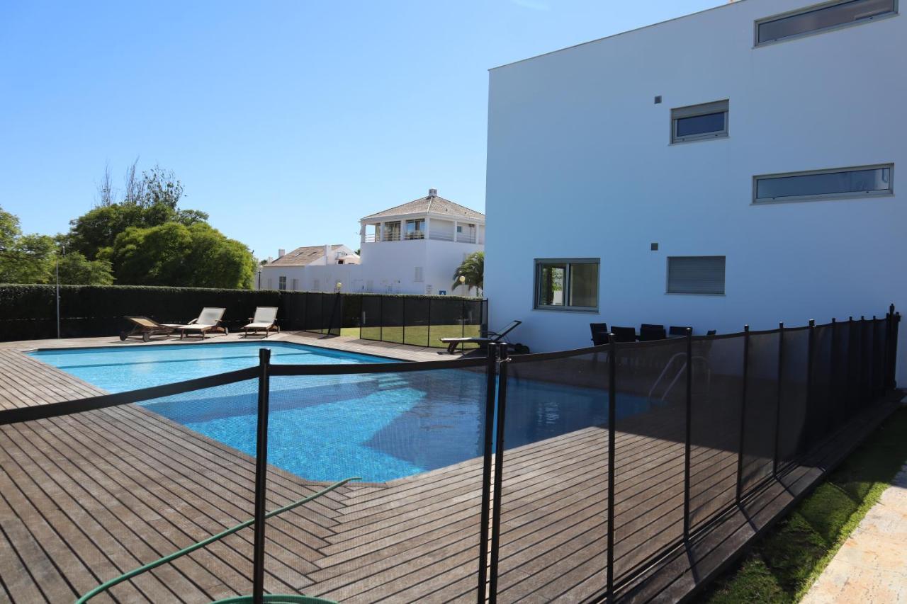 Villa Dos Salgados, 5Bdr, Beach Front, Near Salgados Golf Club Guia  Eksteriør bilde