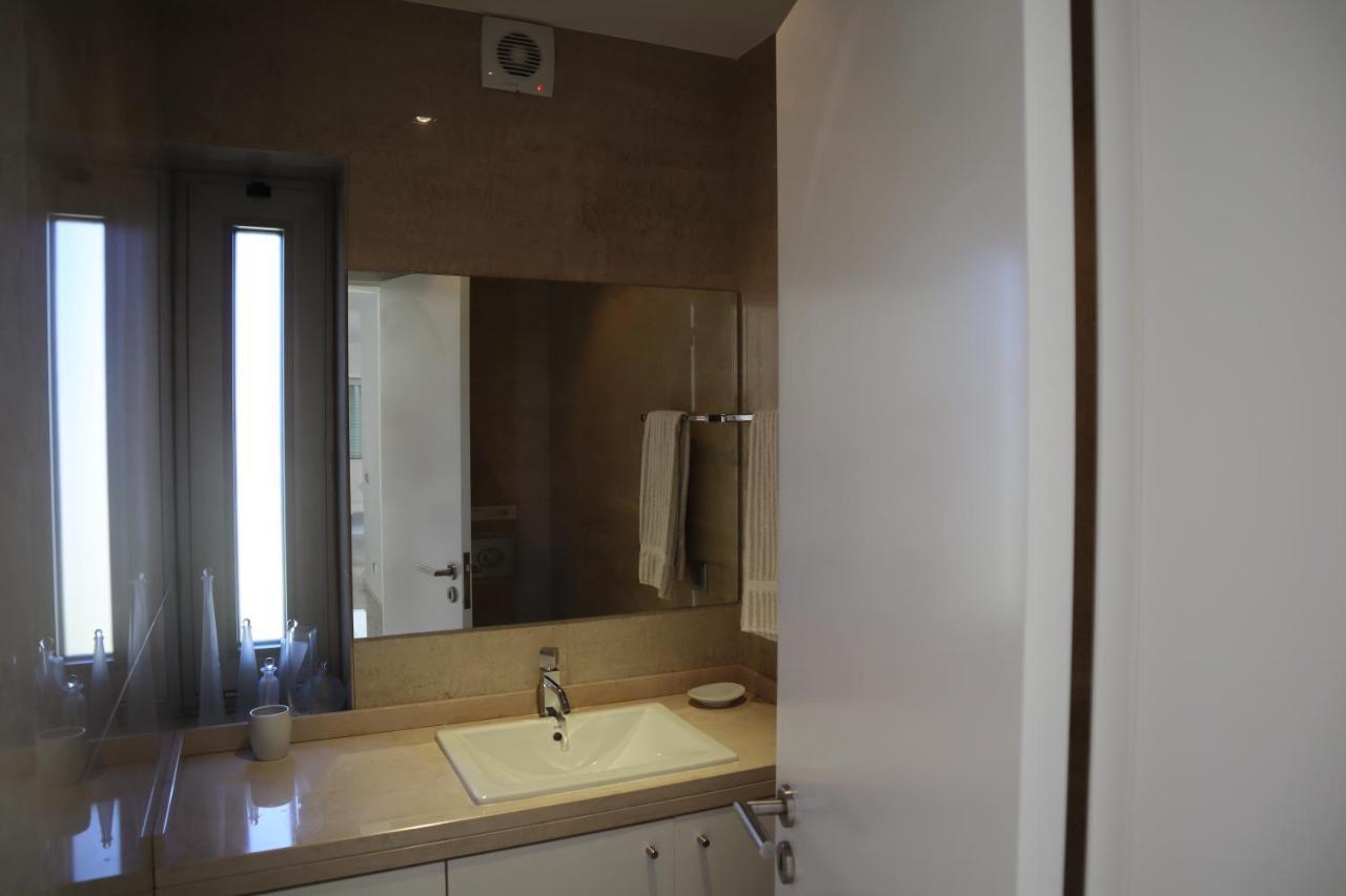 Villa Dos Salgados, 5Bdr, Beach Front, Near Salgados Golf Club Guia  Eksteriør bilde