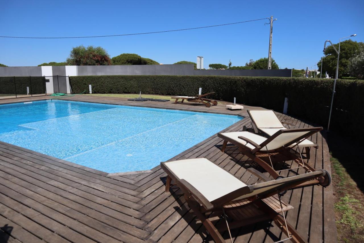 Villa Dos Salgados, 5Bdr, Beach Front, Near Salgados Golf Club Guia  Eksteriør bilde