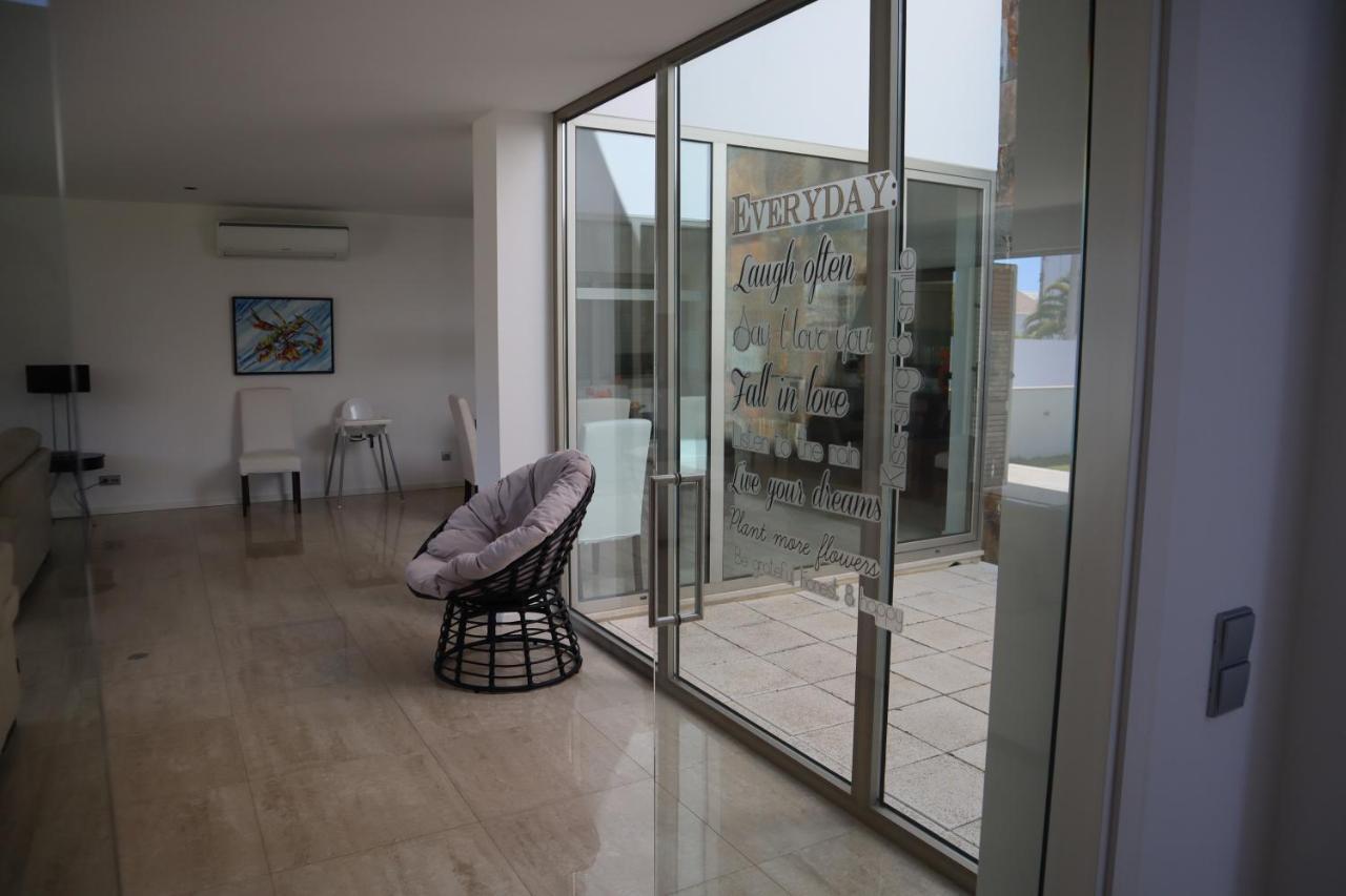 Villa Dos Salgados, 5Bdr, Beach Front, Near Salgados Golf Club Guia  Eksteriør bilde